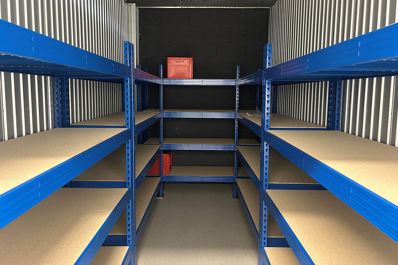 Self Storage Regalboxen - Leihregal und Regalaufstellung