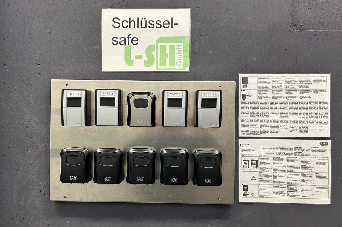 Interner Link zu Lagerraum-Storage House GmbH - Self Storage Schlüsselsafe Interner Link zu Lagerraum-Storage House GmbH - Self Storage Schlüsselsafe